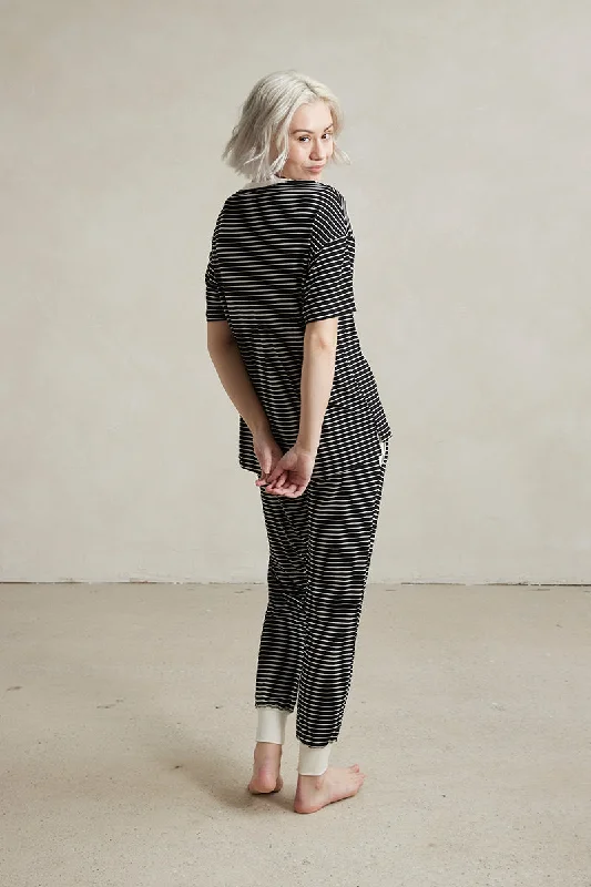 Oversized Tee + Harem Pant Elegant Dress Pants