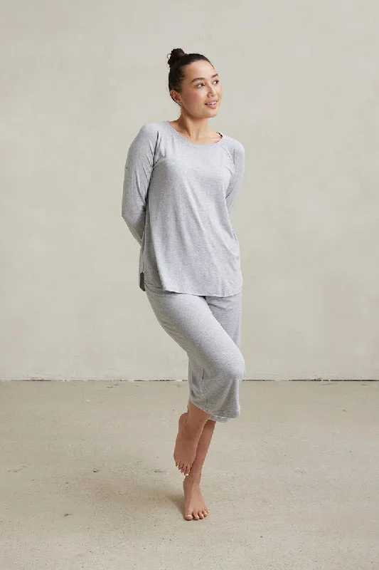 Relaxed Long Sleeve Top + Capri Pant Comfortable Cargo Pants